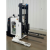 base mobile robot agv amr logistique gerbeur transpalette Dematic Gerbeur Compact Straddle
