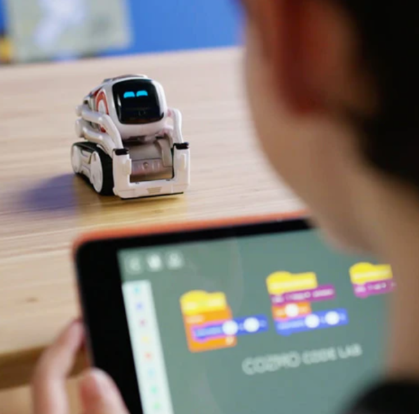 kit robot jouet educatif programmation cozmo digital dream labs 2