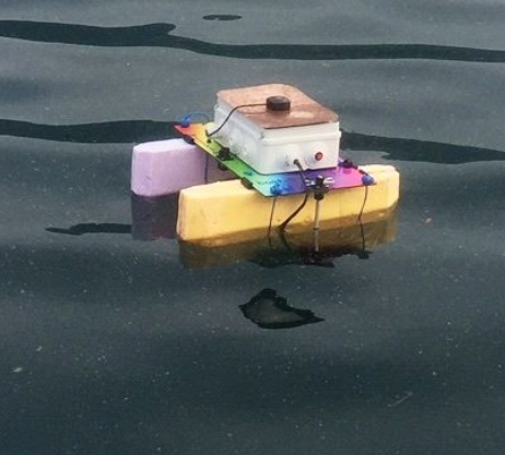 robot bateau plateforme compacte recherche education boat bot gctronic
