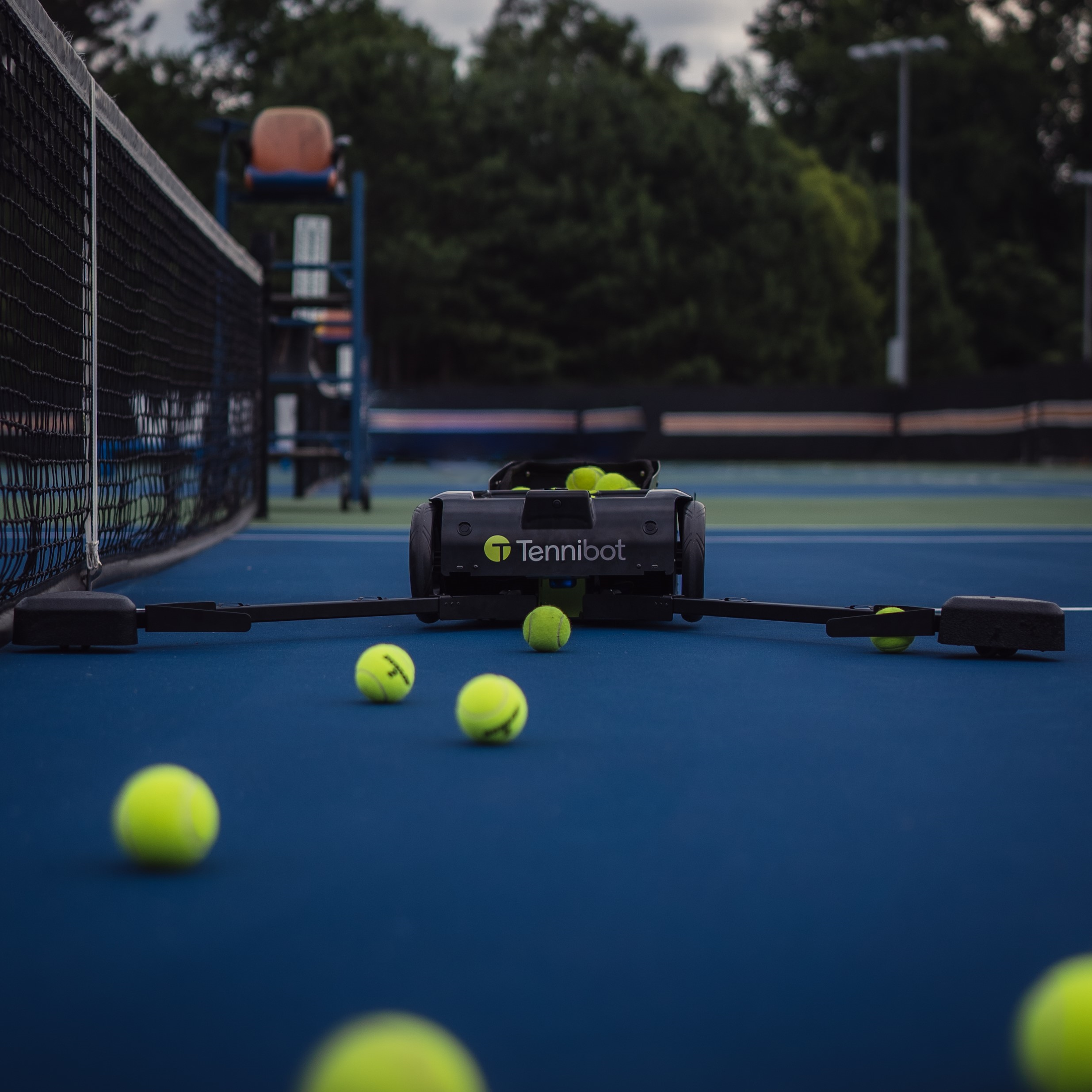 Robot sport Assistant ramasseur de balles de tennis Tennibot efficace  autonome intelligent - Leobotics