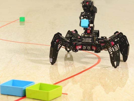 Robot de construction et programmation hexapode Hiwonder SpiderPi Pro avec bras robotique AI Vision Raspberry Pi 4B 4 Go