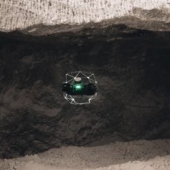 Robot drone accès aux terrains dangereux inaccessibles par l'Homme Elios 3 Flyability
